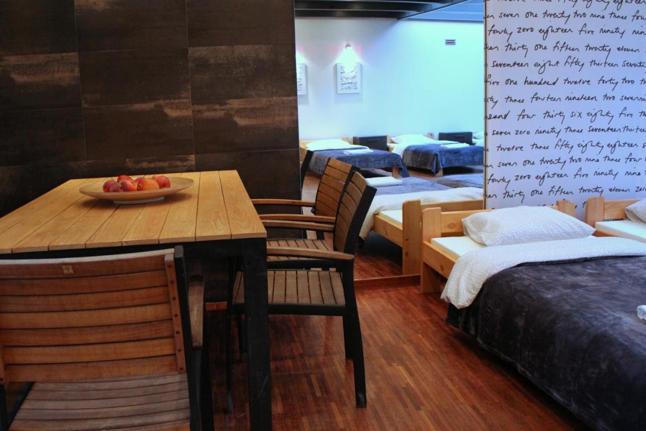 Apartment With Garden In City Center Красков Екстериор снимка