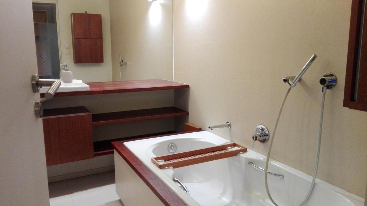 Apartment With Garden In City Center Красков Екстериор снимка